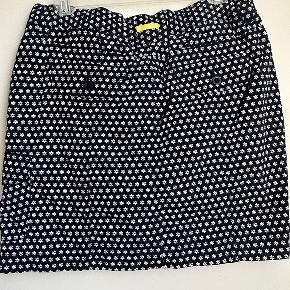 Lands End Skirt/with undershorts Size 8 - Picture 2 of 4